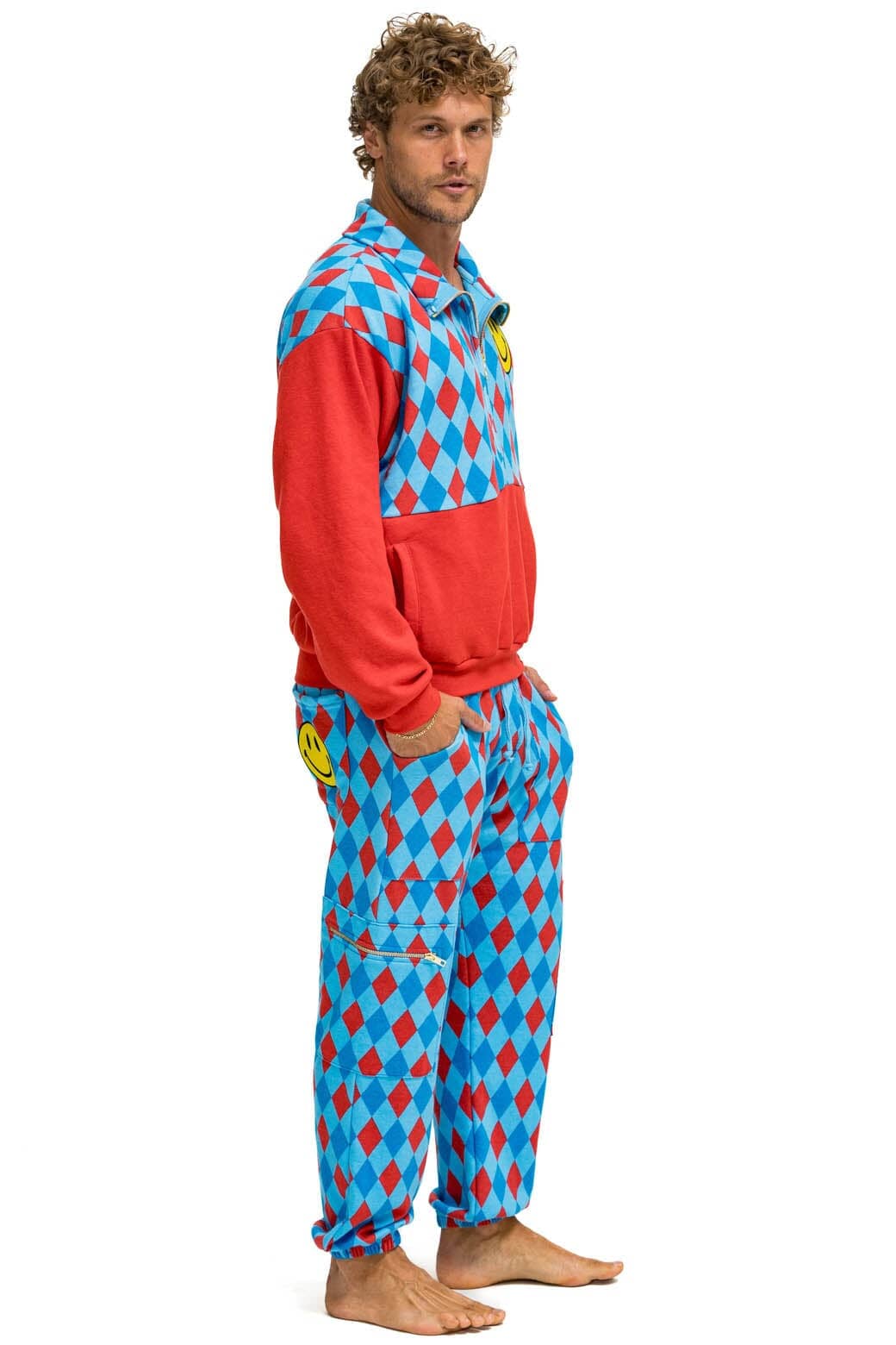 DIAMOND SMILEY 2 FLEECE HALF ZIP COLOR BLOCK SWEATSHIRT - RED // SKY - Image 9